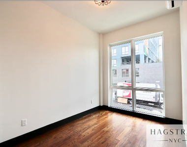 340 Irving Avenue - Photo Thumbnail 5