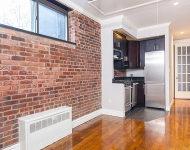 323 West 16th Street - Photo Thumbnail 6