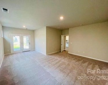 13000 Canterbury Castle Drive - Photo Thumbnail 8