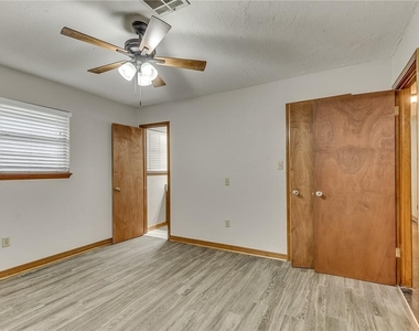 1518 E Boyd Street - Photo Thumbnail 20