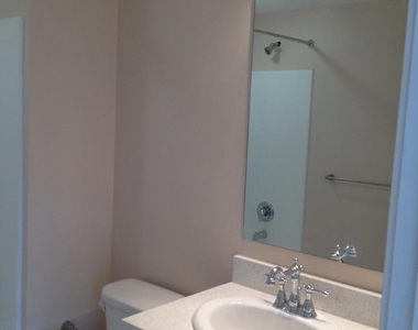 4203 Walnut St #303 - Photo Thumbnail 2