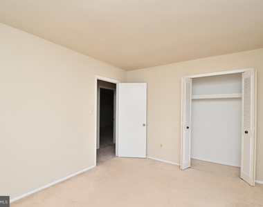 6931 Spelman Drive - Photo Thumbnail 20