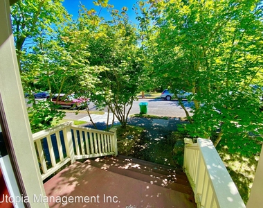 4337 Ne 23rd Ave - Photo Thumbnail 1