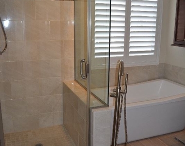 4725 Falls Church Rd - Photo Thumbnail 7