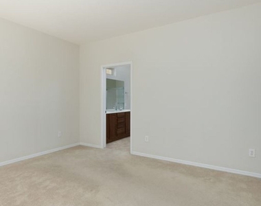 1332 Beehive Lane - Photo Thumbnail 13