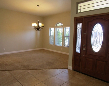 815 Live Oak Ridge - Photo Thumbnail 5