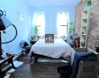 862 Flatbush Avenue - Photo Thumbnail 0