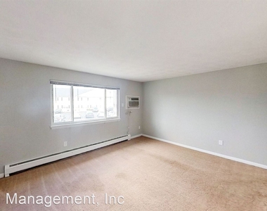 3546 Lyell Rd - Photo Thumbnail 7