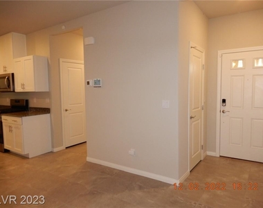 5312 Appledale Street - Photo Thumbnail 5