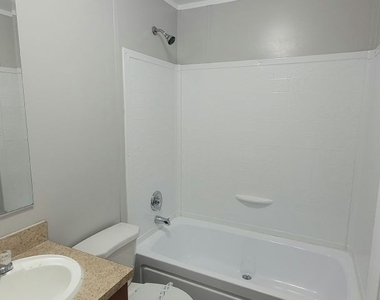 3401 N Walnut Road - Photo Thumbnail 6