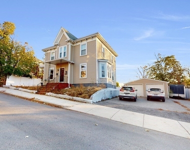 27 Gould Ave - Photo Thumbnail 15