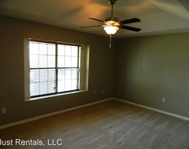 4505 Bluestem Ln - Photo Thumbnail 23