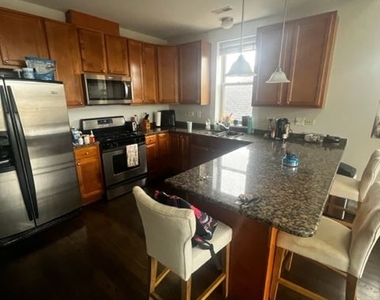 1624 N Campbell Ave 3n - Photo Thumbnail 2