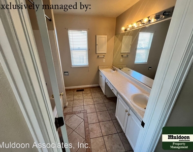 3308 Macgregor Dr - Photo Thumbnail 33