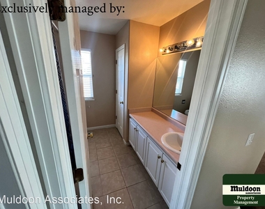 3308 Macgregor Dr - Photo Thumbnail 31