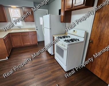 7216 Mclaughlin Avenue - Photo Thumbnail 6