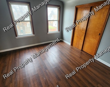 7216 Mclaughlin Avenue - Photo Thumbnail 2