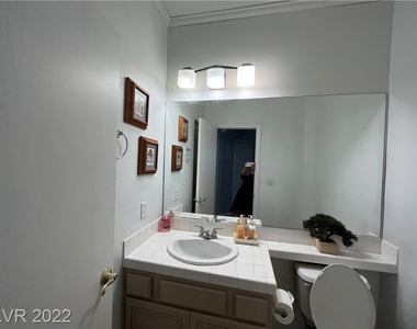 725 Heritage Cliff Avenue - Photo Thumbnail 18