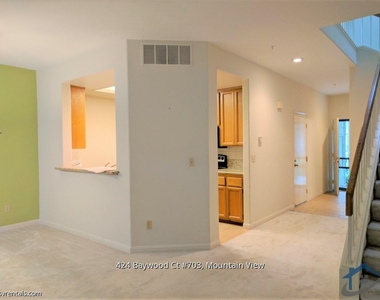 424 Baywood Ct 703 - Photo Thumbnail 3