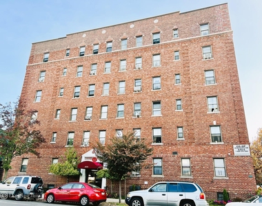 2835 Bedford Ave - Photo Thumbnail 5