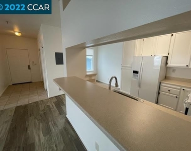 272 Sea Crest Cir - Photo Thumbnail 2