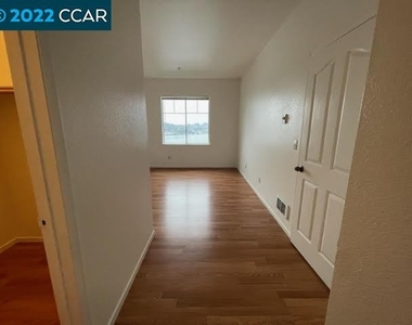 272 Sea Crest Cir - Photo Thumbnail 7