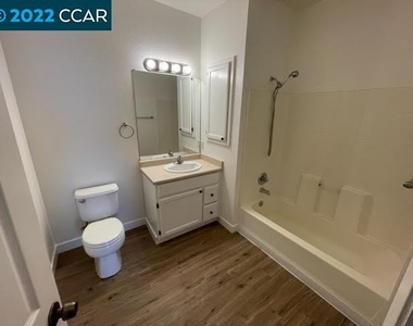 272 Sea Crest Cir - Photo Thumbnail 10