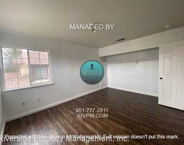 12789 Raenette Way - Photo Thumbnail 10