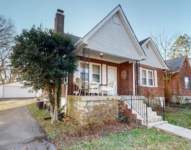 244 R Robinwood Ave - Photo Thumbnail 0