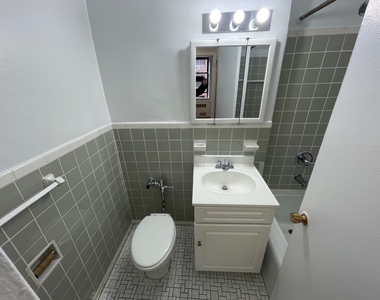 102-40 67th Road - Photo Thumbnail 18