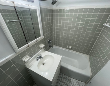 102-40 67th Road - Photo Thumbnail 19