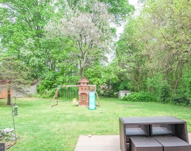 4620 Upland Dr - Photo Thumbnail 15