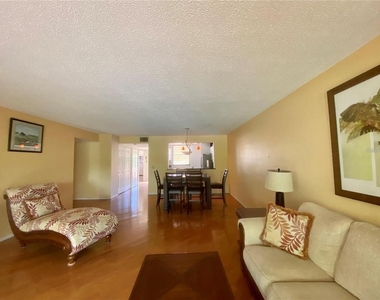 122 Wild Palm Drive - Photo Thumbnail 18