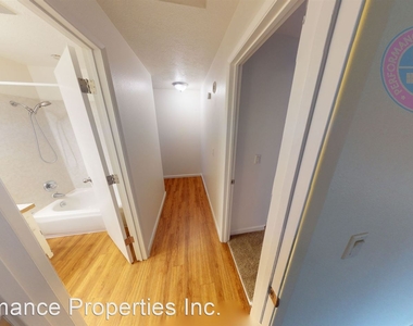 6972 - 6978 Sw Montauk Circle - Photo Thumbnail 10