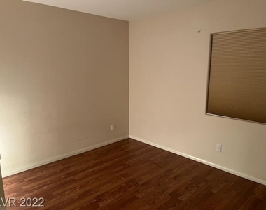 11134 African Sunset Street - Photo Thumbnail 5