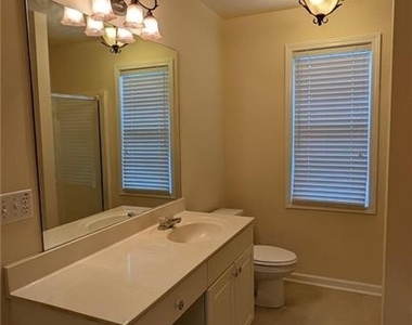 3266 Liberty Commons Drive Nw - Photo Thumbnail 8