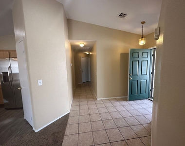 3803 Caldwell Cir. - Photo Thumbnail 2