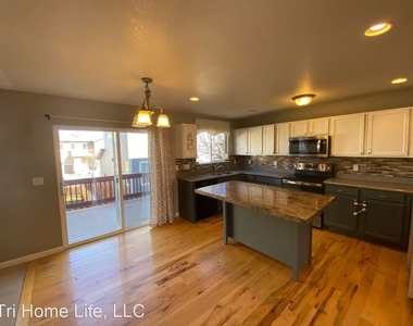 17139 E Neu Towne Pkwy - Photo Thumbnail 5