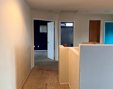 29150 Goldenstar Way - Photo Thumbnail 15