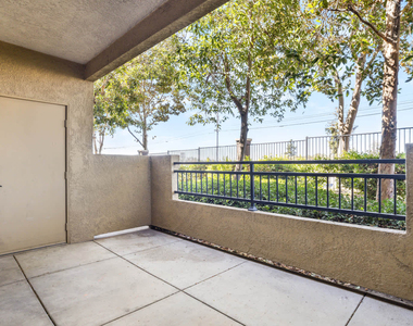 1005 N. Center Avenue - Photo Thumbnail 15