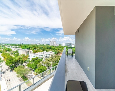 1451 Brickell Ave Unit 1004 - Photo Thumbnail 15