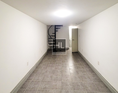 294 Harman Street - Photo Thumbnail 13