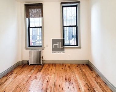 294 Harman Street - Photo Thumbnail 8
