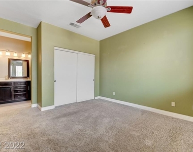 10512 Jeremy Ridge Avenue - Photo Thumbnail 15