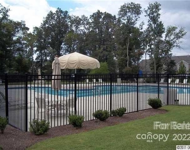 5328 Allison Lane - Photo Thumbnail 5