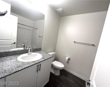 6807 Alpine White Court - Photo Thumbnail 13