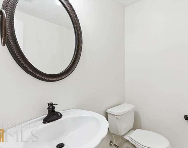 2401 Rose Palm Place - Photo Thumbnail 8