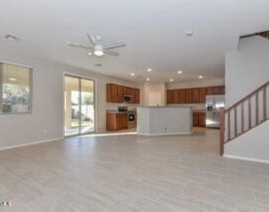 9207 W Bent Tree Drive - Photo Thumbnail 5