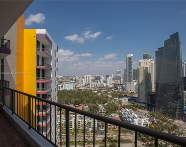 1581 Brickell Ave - Photo Thumbnail 19