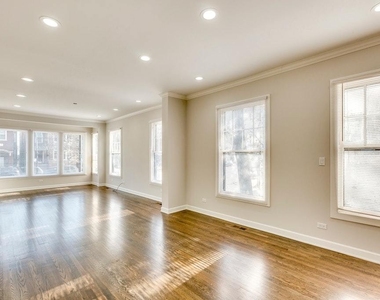 5434 N Ashland Avenue - Photo Thumbnail 5